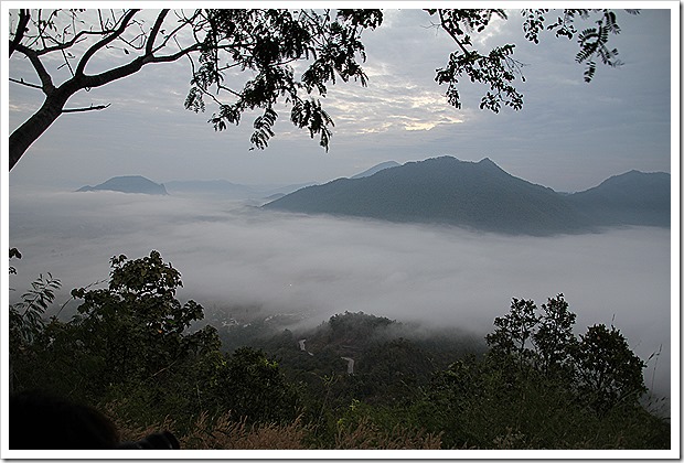 チェンカーン・トーク山(Phu Thok)
