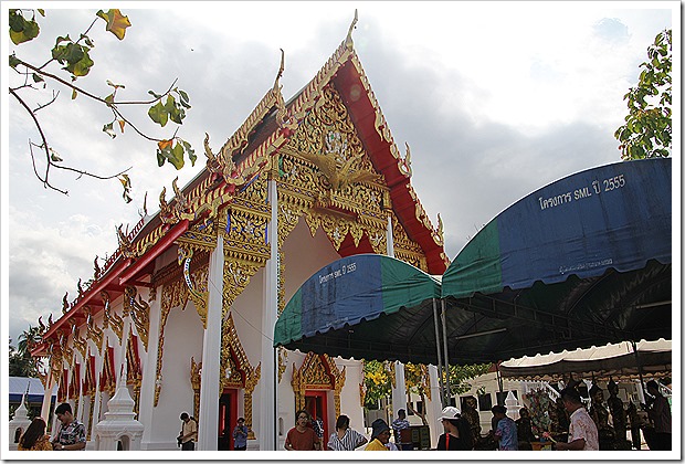 トンクン寺院(Wat Thong Khung)